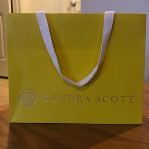 Kendra Scott Bag